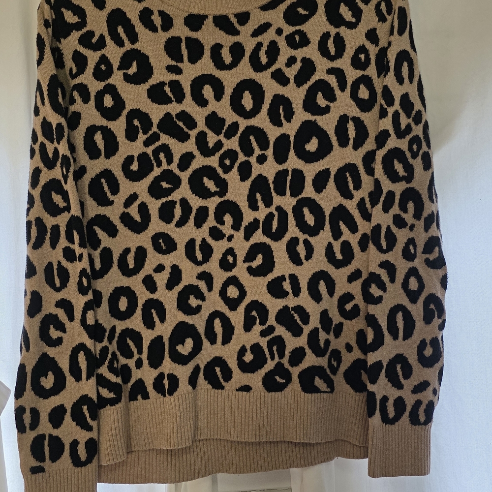 a new day Leopard Print Sweater - Black and Tan